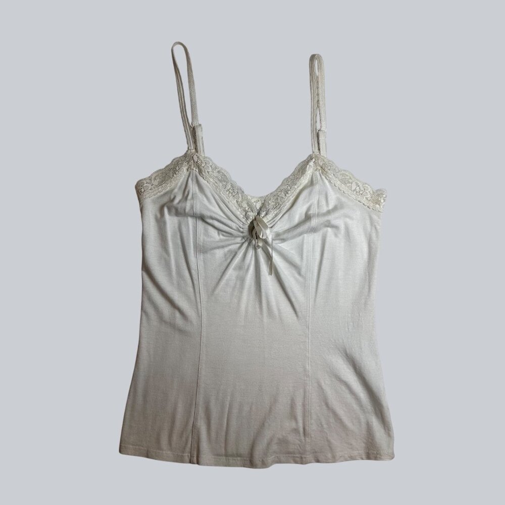 Guess Jeans Lace-Trimmed Ivory Camisole Top Vintage, Y2K, 90'S
